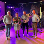 Freddy viert zijn 25-jarig jubileum bij Installatiebedrijf Klok met een feestelijke bijeenkomst en zijn collega's.
