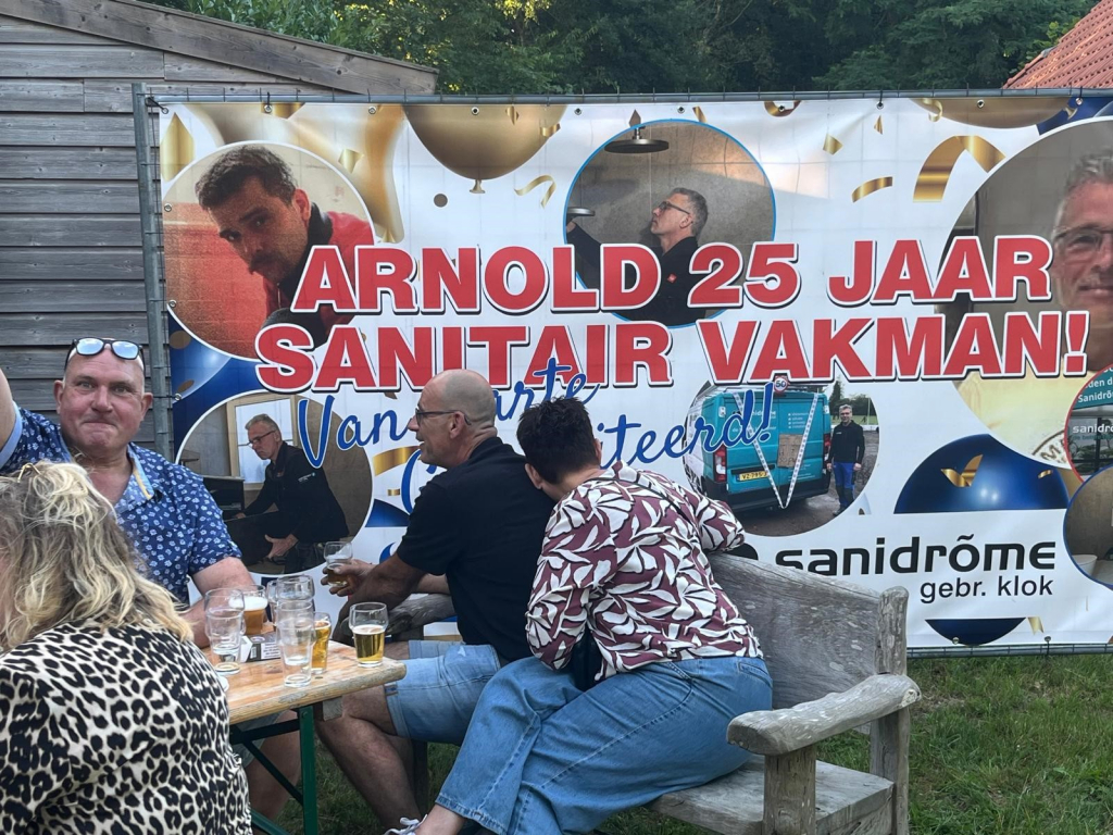 Feest Arnold 22 jaar in dienst